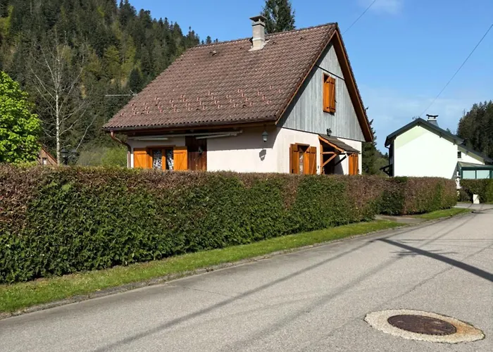 Au Fil De L'eau 샬레 제라르메르